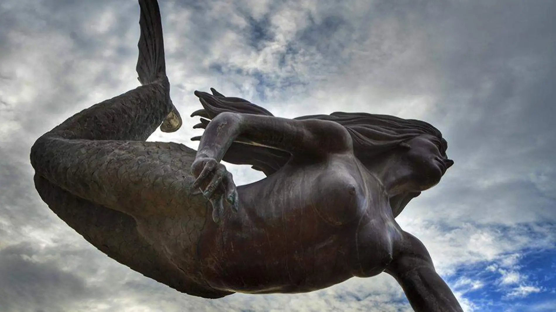 Escultura Sirena La Paz